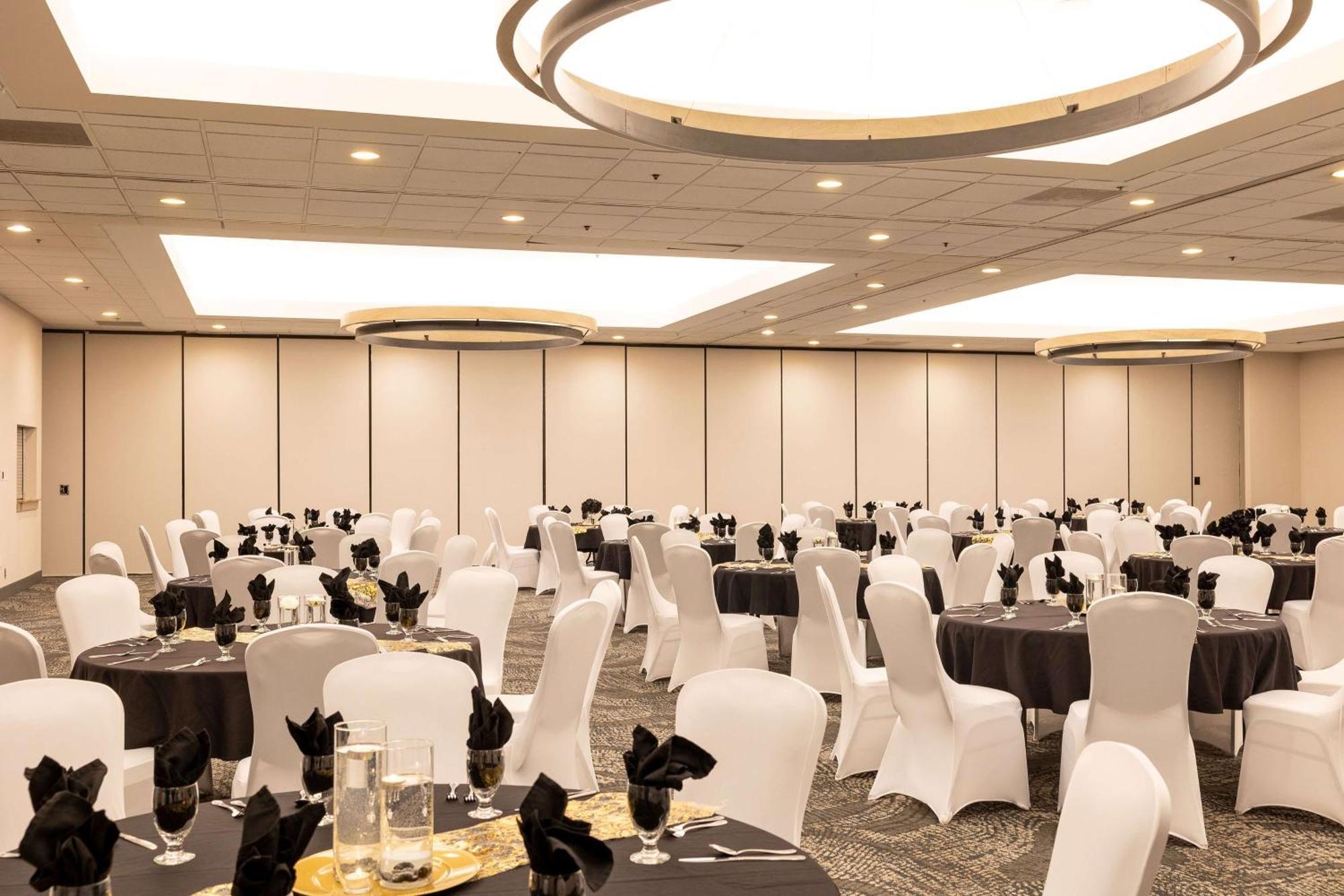 Doubletree By Hilton Austin, Mn Hotel Luaran gambar